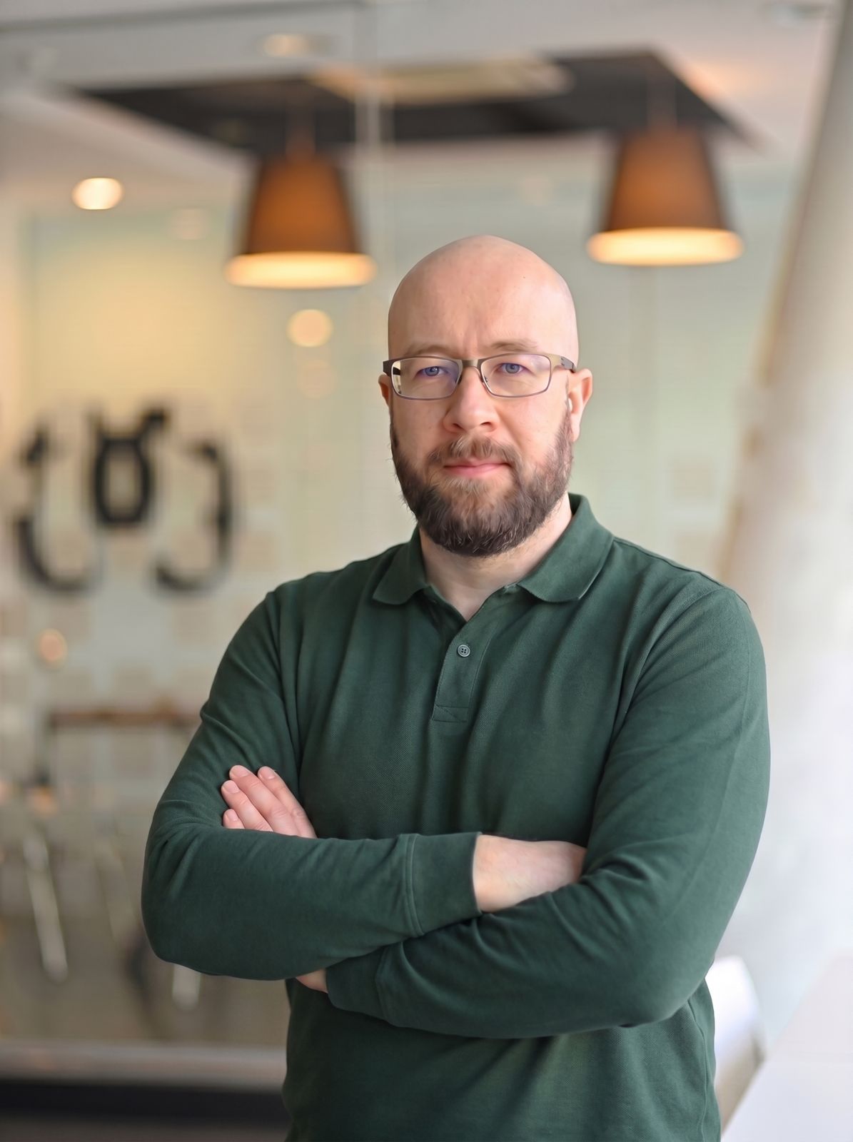 Anton Klein — Curator & AI Lead